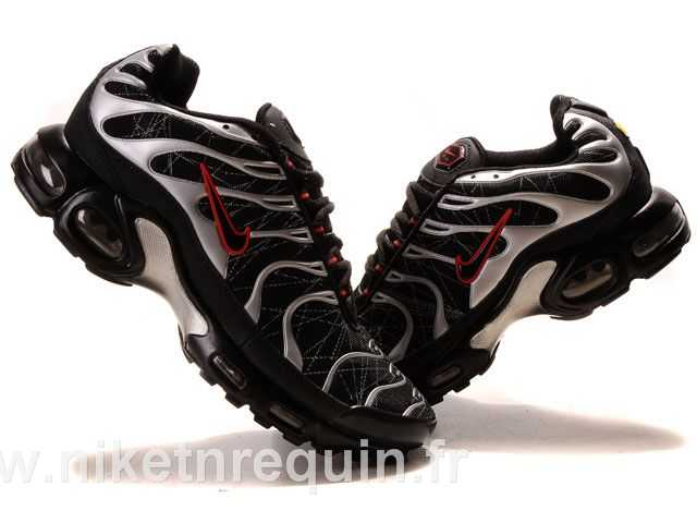 air tn noir rouge vamp marque noire exclusive (1)